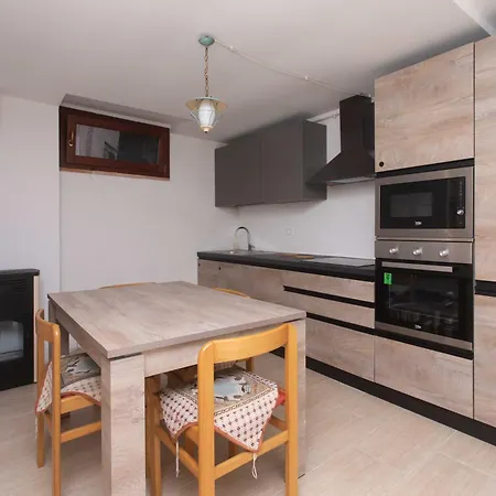 Appartement S240 - Sirolo, Trilocale In Zona Tranquilla Con Aria Condizionata